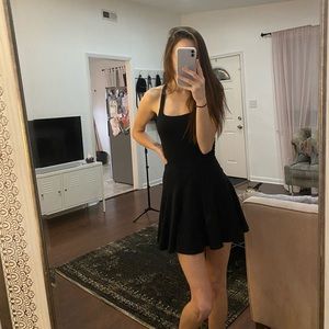 American Eagle | Black Pleated Mini Skirt.